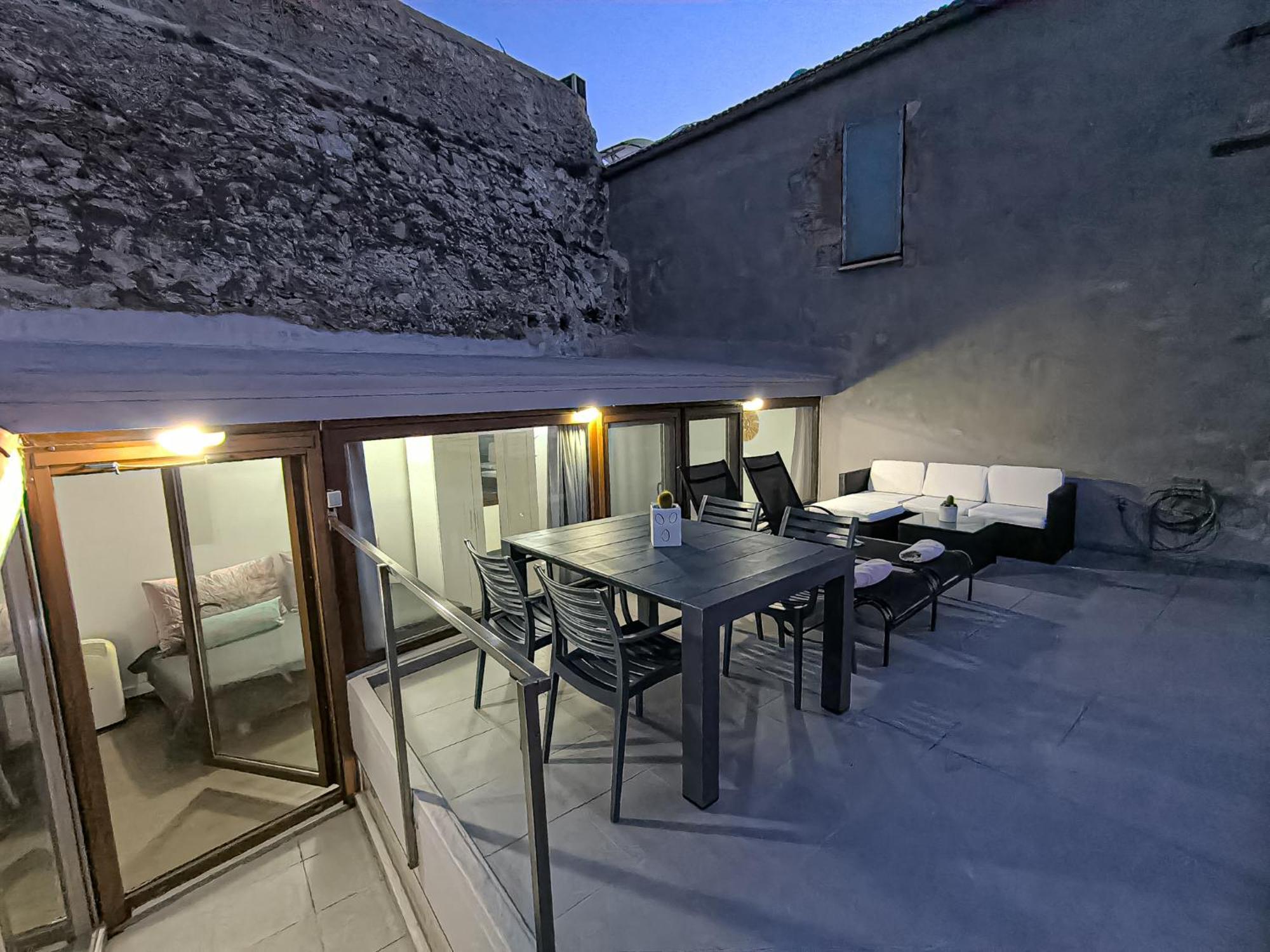 Charming Old Tannery House With Spacious Veranda And Stunning Sea View! Ханья Экстерьер фото