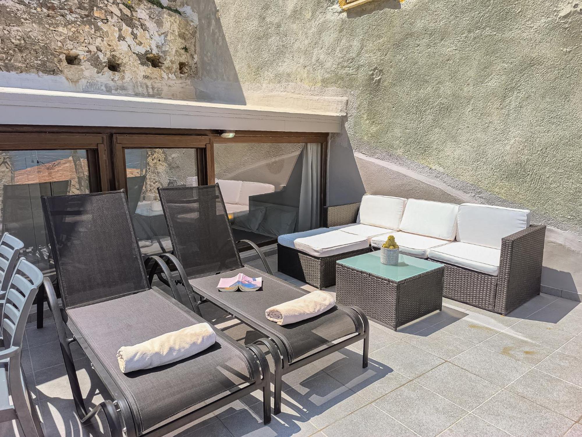 Charming Old Tannery House With Spacious Veranda And Stunning Sea View! Ханья Экстерьер фото